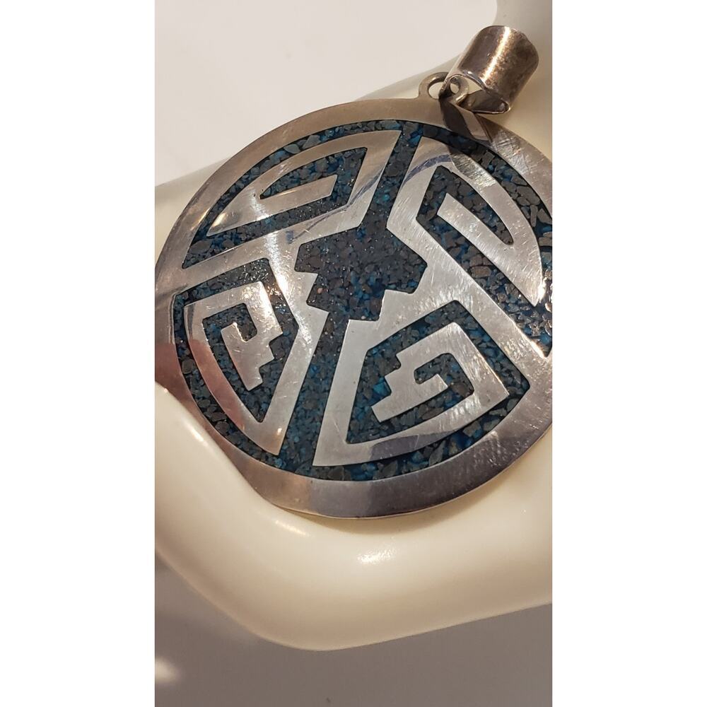 Vintage Taxco Pendant Big Sterling Inlay Turquoise Chip Aztec Native Mexico - Picture 3 of 10